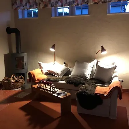 Holiday home Lampenhaeuschen Dhronecken